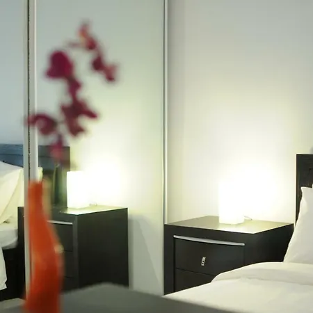 F & B Collection - For 3 Appartement
